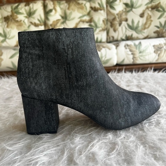 C Est 1946 Booties Ankle Black Silver Metallic 8 Block Heel Faux Leather Shimmer - Picture 12 of 16
